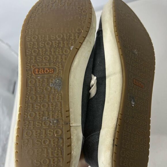 Taos | Shoes Size 11 run a bit small more like a 10 - Picture 5 of 5